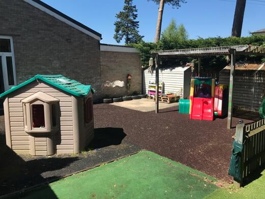 Rear BBQ & rubberised play area